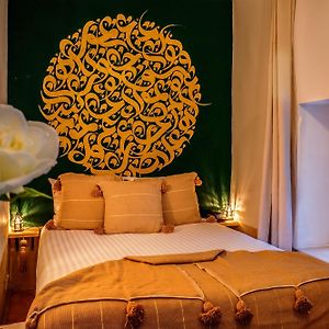 Deluxe Zimmer mit Kingsize-Bett